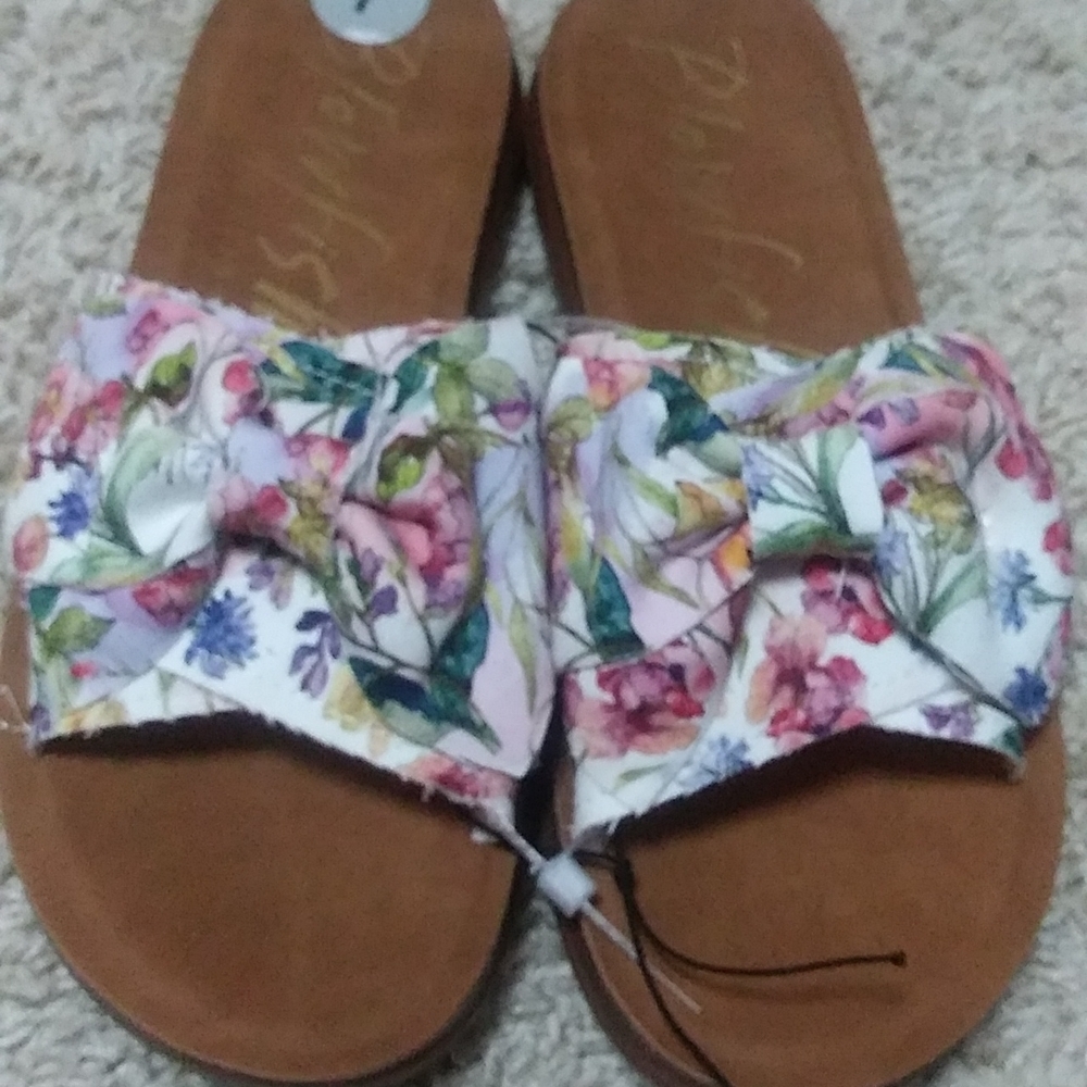NWT Blowfish Lavender Floral Sandal Sz 7 - Picture 4 of 5